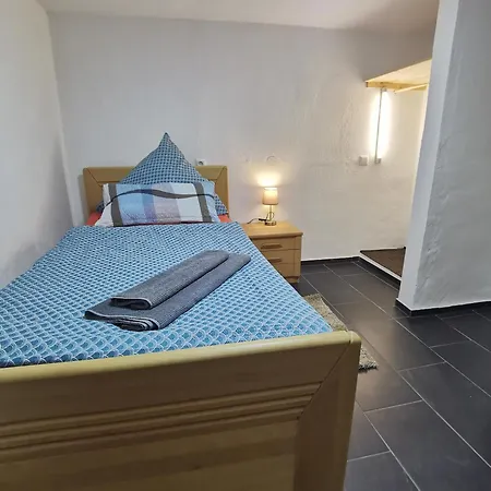 Monteurwohnung アパート *